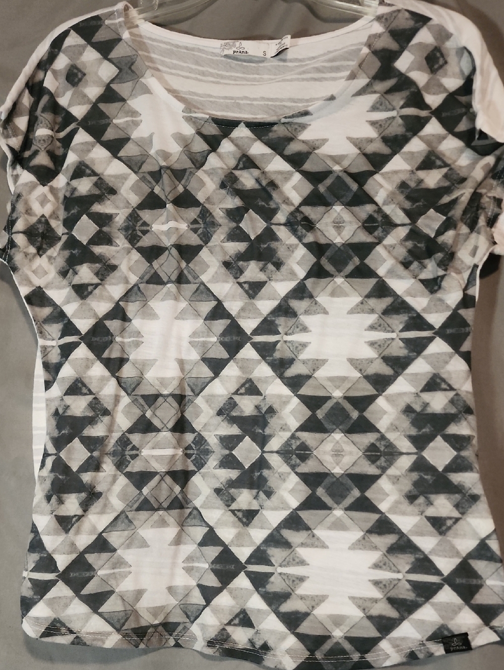 Prana Black & White Geometric Short Sleeve Tee